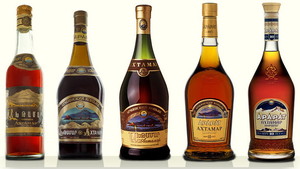 Выдержанный армянский коньяк - мягкий ароматный напиток